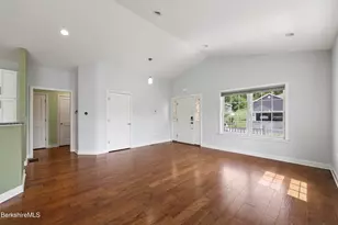 23 Aspen Way, Pittsfield, MA 01201 - Photo 8