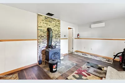 78 Oakhurst Ave, Pittsfield, MA 01201 - Photo 28