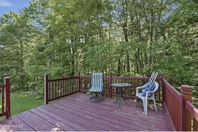 78 Oakhurst Ave, Pittsfield, MA 01201 - Photo 32