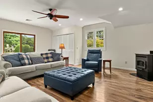 53 Greenings Ave, Pittsfield, MA 01201 - Photo 6