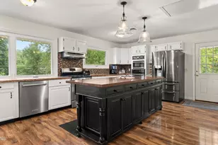 53 Greenings Ave, Pittsfield, MA 01201 - Photo 12
