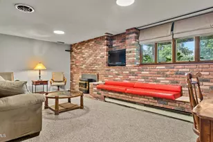 53 Greenings Ave, Pittsfield, MA 01201 - Photo 34