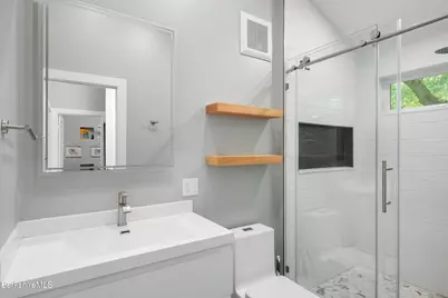181/183 North St, Williamstown, MA 01267 - Photo 14
