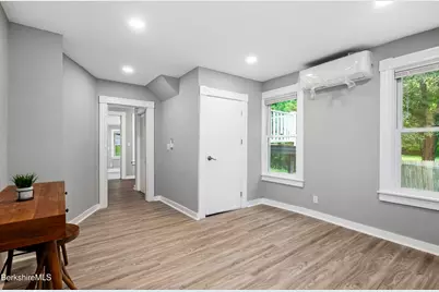 181/183 North St, Williamstown, MA 01267 - Photo 26