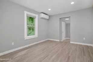 181/183 North St, Williamstown, MA 01267 - Photo 34