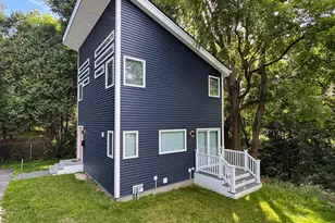 181/183 North St, Williamstown, MA 01267 - Photo 22