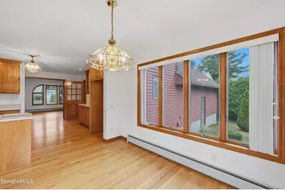 149 Longview Ter, Pittsfield, MA 01201 - Photo 18