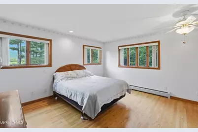 149 Longview Ter, Pittsfield, MA 01201 - Photo 24