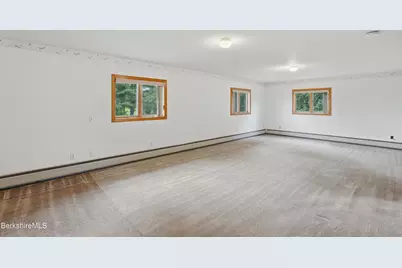 149 Longview Ter, Pittsfield, MA 01201 - Photo 30