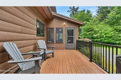 354 Woodmere Rd, Becket, MA 01223 - Photo 18