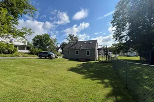 1303 North St, Pittsfield, MA 01201 - Photo 6