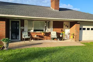 220 E Windsor Rd, Peru, MA 01235 - Photo 4