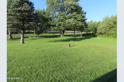 220 E Windsor Rd, Peru, MA 01235 - Photo 42