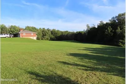 220 E Windsor Rd, Peru, MA 01235 - Photo 54