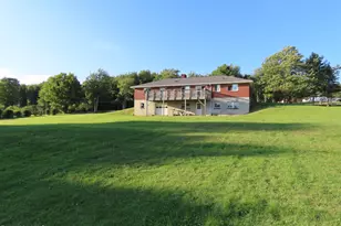 220 E Windsor Rd, Peru, MA 01235 - Photo 48