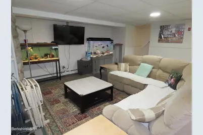 220 E Windsor Rd, Peru, MA 01235 - Photo 20