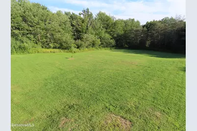 220 E Windsor Rd, Peru, MA 01235 - Photo 6