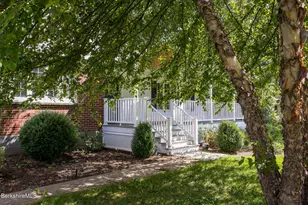 139 Mountain Dr, Pittsfield, MA 01201 - Photo 6