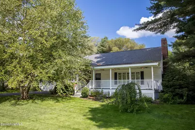 139 Mountain Dr, Pittsfield, MA 01201 - Photo 1