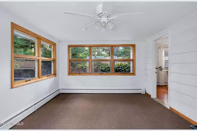 139 Mountain Dr, Pittsfield, MA 01201 - Photo 20