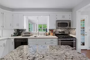139 Mountain Dr, Pittsfield, MA 01201 - Photo 14