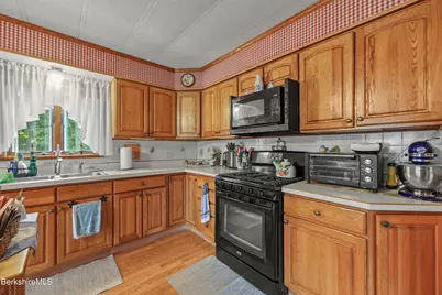 344 Stewart White Rd, Cheshire, MA 01225 - Photo 14