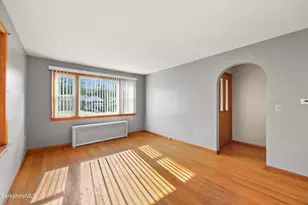 17 Howe Rd, Pittsfield, MA 01201 - Photo 10
