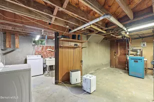 17 Howe Rd, Pittsfield, MA 01201 - Photo 20