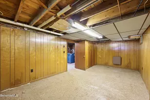 17 Howe Rd, Pittsfield, MA 01201 - Photo 22