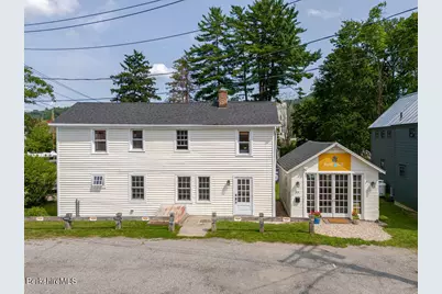 27 Rosseter St, Great Barrington, MA 01230 - Photo 2