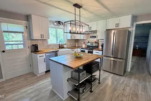 427 State St, North Adams, MA 01247 - Photo 14