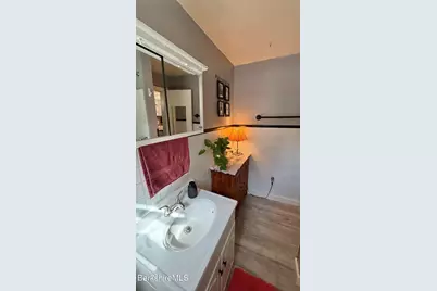 427 State St, North Adams, MA 01247 - Photo 22