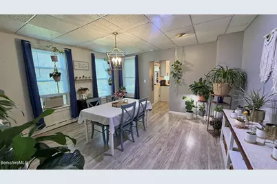 427 State St, North Adams, MA 01247 - Photo 26