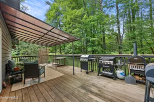 18 Hemlock Hill Rd, Great Barrington, MA 01230 - Photo 34