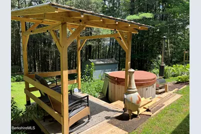 18 Hemlock Hill Rd, Great Barrington, MA 01230 - Photo 38