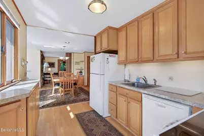48 Swamp Rd, West Stockbridge, MA 01266 - Photo 8