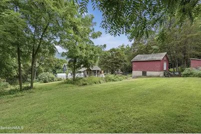 427 State St, North Adams, MA 01247 - Photo 18