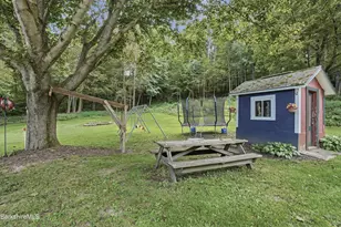 427 State St, North Adams, MA 01247 - Photo 10