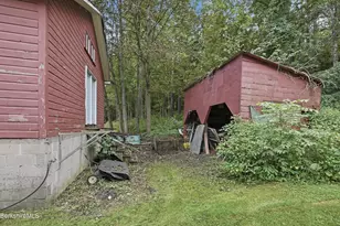 427 State St, North Adams, MA 01247 - Photo 16