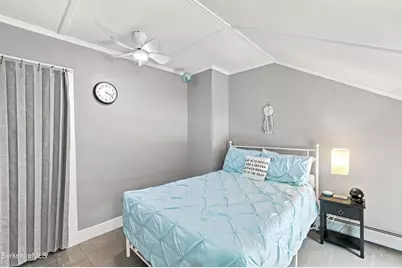 427 State St, North Adams, MA 01247 - Photo 60