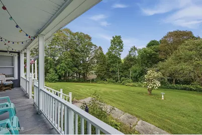 427 State St, North Adams, MA 01247 - Photo 4