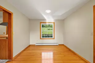 175 Oak Hl, North Adams, MA 01247 - Photo 16