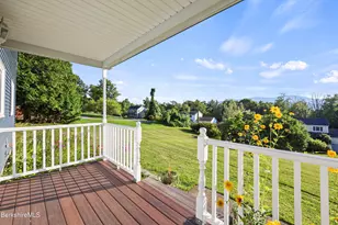175 Oak Hl, North Adams, MA 01247 - Photo 4