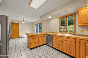 175 Oak Hl, North Adams, MA 01247 - Photo 12