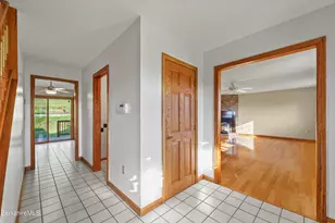 175 Oak Hl, North Adams, MA 01247 - Photo 6