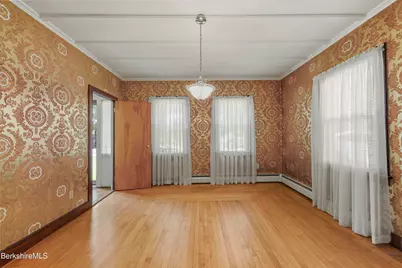1350 Massachusetts Ave, North Adams, MA 01247 - Photo 14