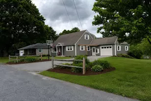 118 Meadowview Dr, Cheshire, MA 01225 - Photo 2