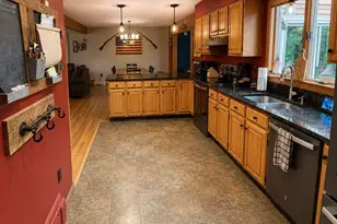 118 Meadowview Dr, Cheshire, MA 01225 - Photo 6