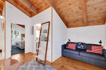 136 E Otter Dr, Tolland, MA 01034 - Photo 20