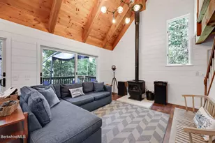 136 E Otter Dr, Tolland, MA 01034 - Photo 14